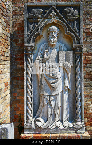 Statua gotica della Cattedrale di Santa Maria Assunta, Torcello, Venezia, Italia Foto Stock