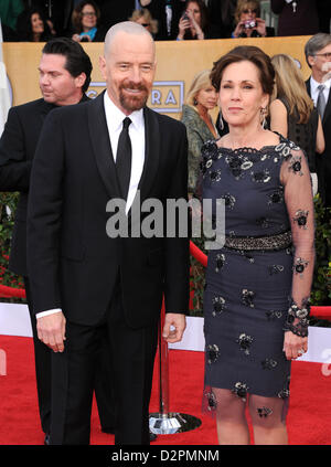 Gen 26, 2013 - Los Angeles, California, Stati Uniti - Bryan Cranston arriva per il 2013 SAG Awards presso lo Shrine Auditorium. (Credito Immagine: © Lisa O'Connor/ZUMAPRESS.com) Foto Stock