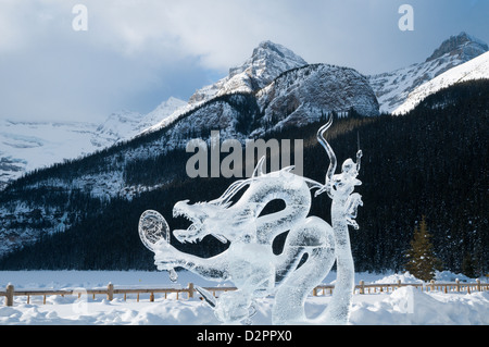 Drago, 2011, Ice Magic Festival, il Lago Louise, il Parco Nazionale di Banff, Alberta, Canada, Foto Stock