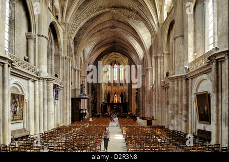 Interno della cattedrale di Saint Andre (St. Andrews Cattedrale), Bordeaux, Gironde, Aquitaine, Francia Foto Stock