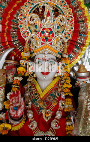 Statua della dea Indù Durga, Goverdan, Uttar Pradesh, India, Asia Foto Stock