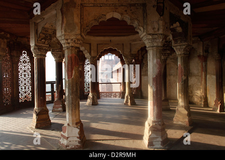 Jehangir's Palace di Agra Fort, Sito Patrimonio Mondiale dell'UNESCO, Agra, Uttar Pradesh, India, Asia Foto Stock