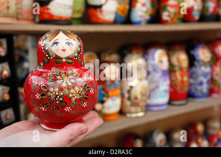 Matrioska (babushka) bambole, San Pietroburgo, Russia, Europa Foto Stock