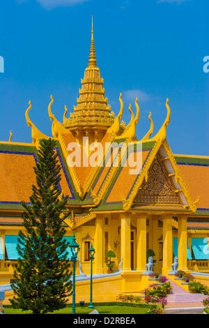 Il Palazzo Reale di Phnom Penh, Cambogia, Indocina, Asia sud-orientale, Asia Foto Stock