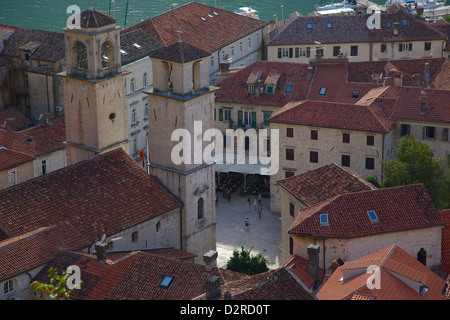 Vista sulla Città Vecchia, Kotor, Sito Patrimonio Mondiale dell'UNESCO, Montenegro, Europa Foto Stock