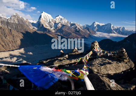 Vista da Gokyo Ri, 5300 metri, Dudh Kosi Valley, Solu Khumbu (Everest) Regione, Nepal, Himalaya, Asia Foto Stock