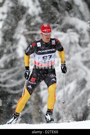 Sochi, Russia. Il 1 febbraio 2013. Il tedesco fondista, Axel Teichmann, compete in uomini della volata alla FIS Coppa mondiale dello sci di fondo a LAURA sci di fondo e lo stadio del biathlon a Sochi, Russia, 01 febbraio 2013. La Coppa del mondo si svolgerà dal 01 al 03 febbraio 2013 e serve come prova generale per i Giochi Olimpici 2014 in Sochi. Foto: JAN WOITAS/dpa/Alamy Live News Foto Stock