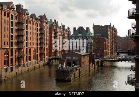 Amburgo, Germania, il pompaggio in warehouse district Foto Stock
