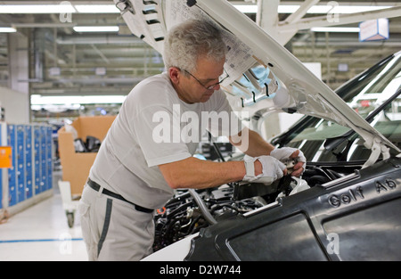 Wolfsburg, Germania, Volkswagen factory, la produzione della Golf A 6 Foto Stock