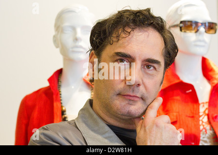 Berlino, Germania, Marco Starvisagist Mannozzi in Basler negozio di moda Foto Stock