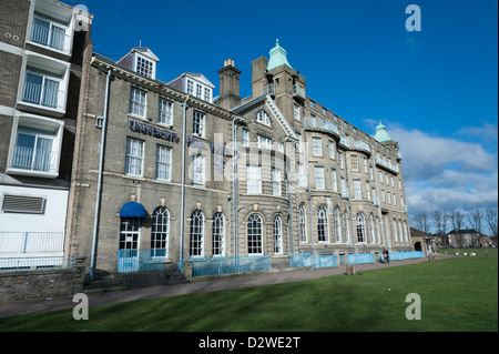 Il De Vere University Arms Hotel De Vere University Arms Hotel Regent Street Cambridge Regno Unito affacciato Parker's pezzo Foto Stock