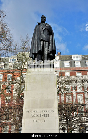 Statua di Franklin Delano Roosevelt 1882-1945, Grosvenor Square, London, England, Regno Unito Foto Stock