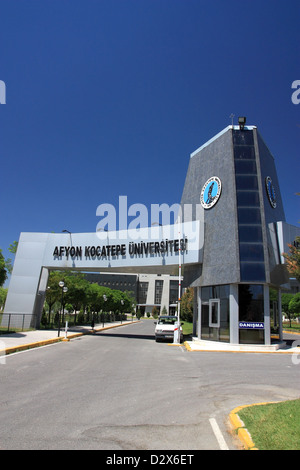 Ingresso di afyon Kocatepe University, Afyonkarahisar, Turchia - Verticale Foto Stock