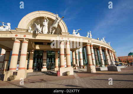 L ingresso del Intu Trafford Centre a Manchester Foto Stock