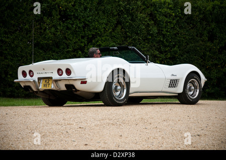 Immagine di una convertibile bianco Chevrolet Corvette Stingray auto. Foto Stock