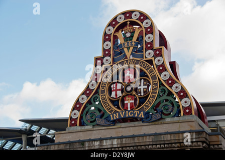 Londra, Chatham e dover firmare ferroviaria. Londra, Inghilterra Foto Stock