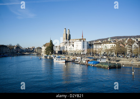 Limmat, città vecchia, case, Zürich, Svizzera Foto Stock