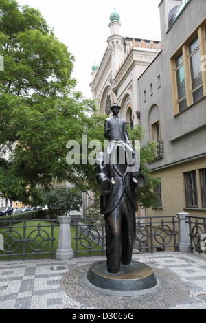 Franz Kafka statua, Praga, Repubblica Ceca Foto Stock