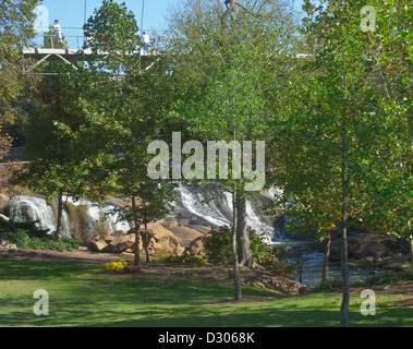 Falls Park sul Fiume Reedy in downtown Greenville, South Carolina, STATI UNITI D'AMERICA Foto Stock