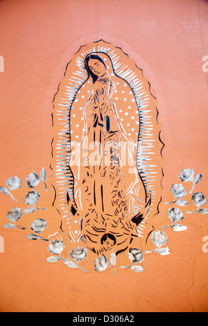 Stampata Graffiti della Vergine Maria sulla parete in Oaxaca - Messico Foto Stock