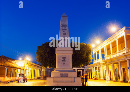 Indipendenza monumento, a Plaza de la Independencia, Granada, Nicaragua america centrale Foto Stock