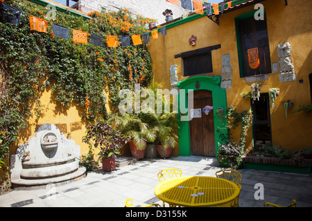 Cortile di una casa in Oaxaca - Messico Foto Stock