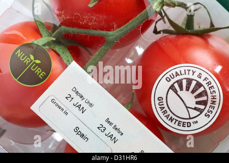 Simbolo TM di qualità e freschezza garantita e informazioni sulla confezione di pomodori coltivati in Spagna Foto Stock