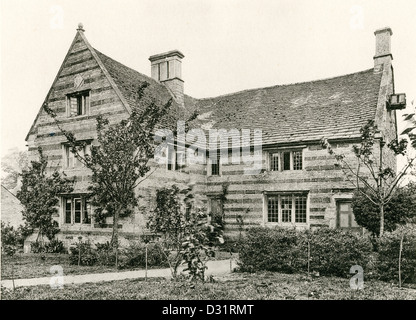 Una piastra collotipia intitolata " La Casa Padronale, Gretton, Northants.' scansionati ad alta risoluzione da un libro pubblicato nel 1905. Foto Stock