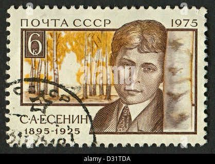 Unione Sovietica - circa 1975: francobolli stampati in URSS dedicato a Sergei Alexandrovich Yesenin (1895-1925), russo poeta lirico, circa 1975. Foto Stock