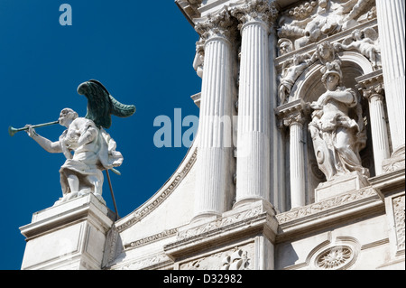 Chiesa Santa Maria del Giglio (Santa Maria Zobenigo, o Maria del Giglio), Campo Santa Maria del Giglio, San Marco, Venezia, Italia. Foto Stock