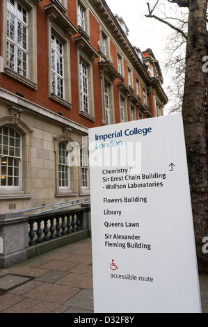 Un segno per Imperial College a South Kensington, Londra. Foto Stock