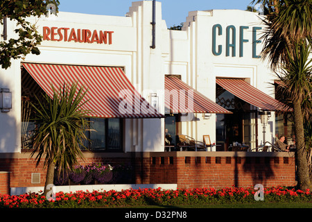 Nardini's Cafe and Restaurant nella cittadina balneare di Largs nel Nord Ayrshire, Scozia, Regno Unito Foto Stock