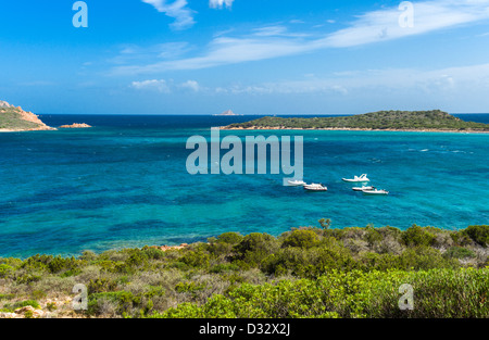 L'Italia, Sardegna, Cala Brandinghi visto da Capo Coda Cavallo Foto Stock