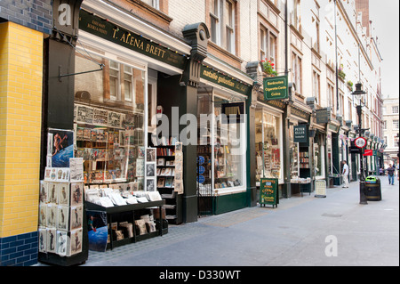 Librerie Antiquarie in Cecil Court, Londra, Inghilterra, Regno Unito Foto Stock