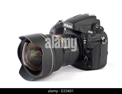 Una Nikon D800 Fotocamera reflex digitale con AF-S NIKKOR 14-24 mm F2.8 G ed obiettivo zoom Foto Stock