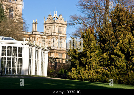 Grado 2 elencati in ghisa Camellia House da Sir Jeffry Wyatville Wollaton Park Nottinghamshire East Midlands England Europa Foto Stock