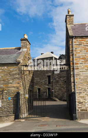 Highland Park Whisky Distillery, isole Orcadi Scozia, Regno Unito. Foto Stock