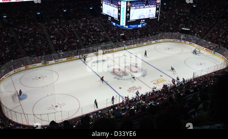 Una Montreal Canadiens hockey gioco al centro della Bell a Québec Foto Stock