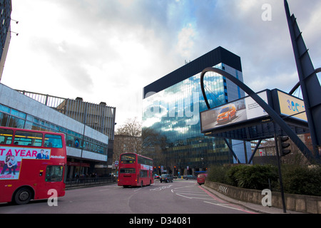 Alla rotonda di silicio nel cuore della città di Tech, East London basata su web del mozzo tecnico, London, England, Regno Unito Foto Stock