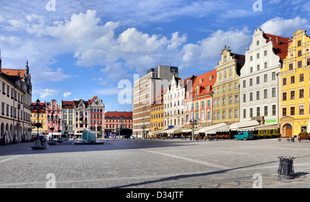 Rynek (Piazza del Mercato) a Wroclaw (Breslavia), della Polonia con i vecchi tenements storico Foto Stock