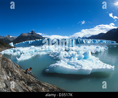 Argentina, Santa Cruz Provincia, Lago Argentino; Parco nazionale Los Glaciares, Ghiacciaio Perito Moreno, Canal de los Témpanos Foto Stock