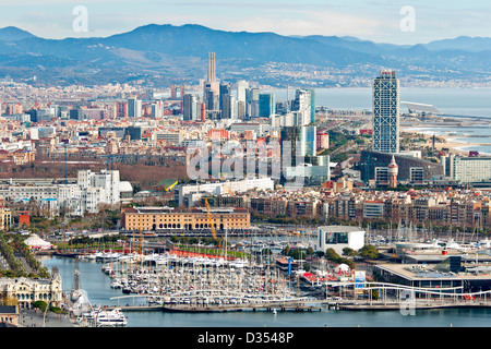 Vista aerea del Port Vell di Barcellona Foto Stock