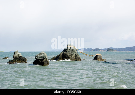 Meoto iwa o l'amato e amato rocce alle mie, Giappone Foto Stock