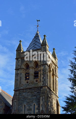 Dettaglio della torre. Carver Memorial Church, Bowness-on-Windermere, Parco Nazionale del Distretto dei Laghi, Cumbria, Inghilterra, Regno Unito. Foto Stock