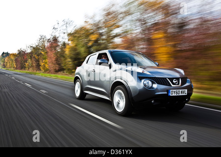 James Martin guida Nissan Juke Mini SUV, Southampton, UK, 1 11 2010 Foto Stock