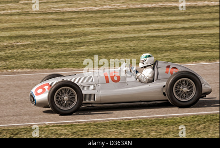 1939 Mercedes-Benz W154 Freccia d'argento al 2012 Goodwood, Sussex, Regno Unito. Foto Stock