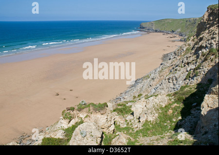 La vasta distesa di spiaggia sabbiosa a Watergate Bay in Cornovaglia costa a nord di Foto Stock