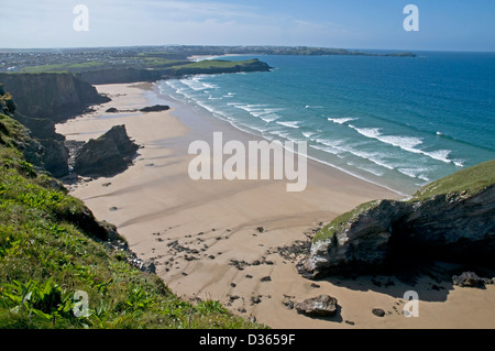 La vasta distesa di spiaggia sabbiosa a Watergate Bay in Cornovaglia costa a nord di Foto Stock