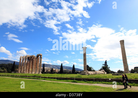 Grecia Atene Attica il tempio di Zeus Olimpio Foto Stock