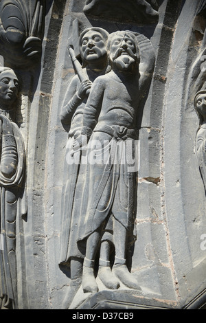 Sculture medievali dal portale sud della cattedrale gotica basilica di Saint Denis Basilique ( Saint-Denis ) Parigi Francia Foto Stock